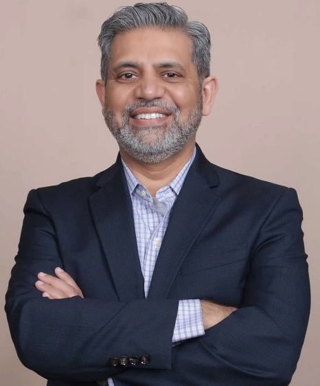Meet Dr. Haroon Randhawa